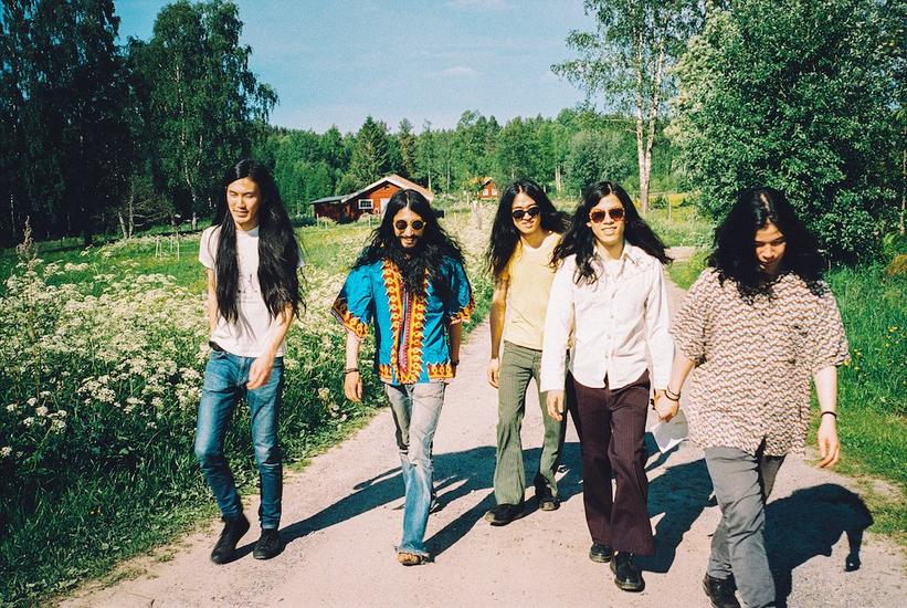 Behind The Smoke & Mirrors With Japanese Psych-Rock Legends Kikagaku Moyo